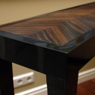 Покраска деревянного стола